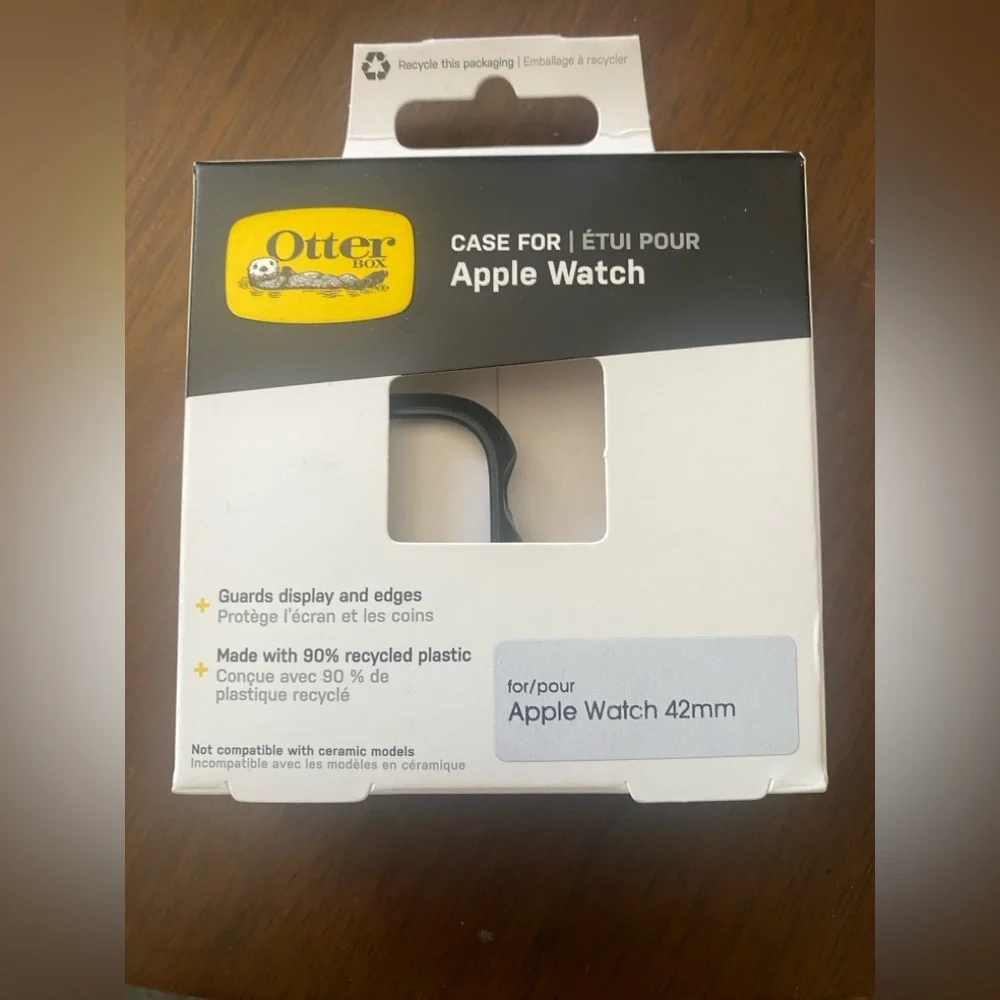 New in Box OtterBox Apple Watch Guard 42mm